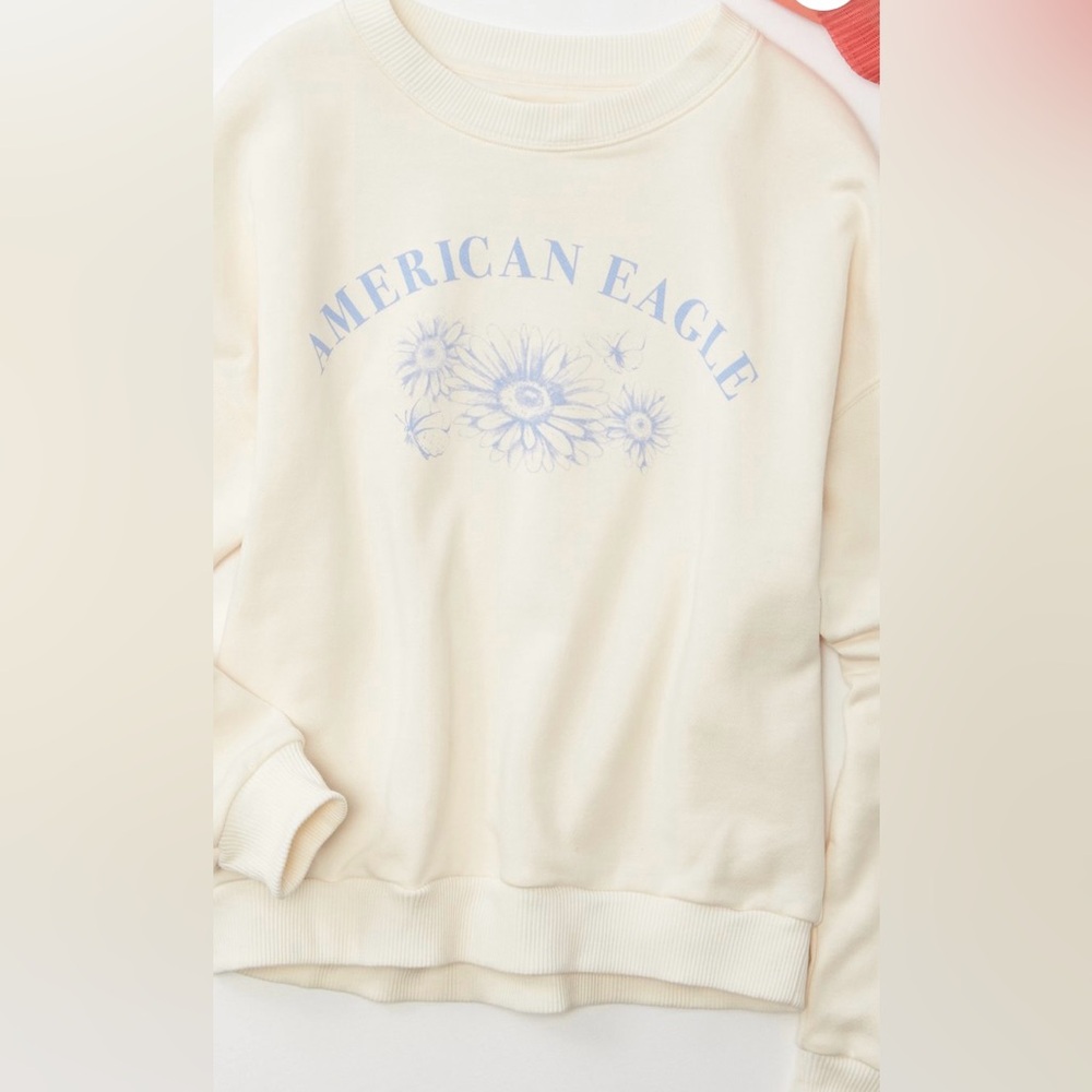 American Eagle Graphic Sweatshirt NWT